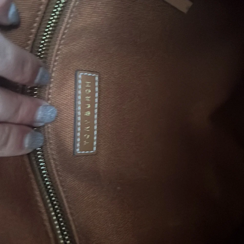 Tory Burch - Picture 5 of 7